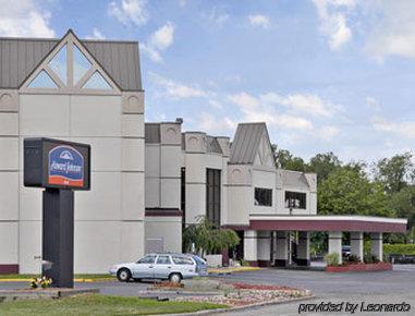 Springhill By Marriott University Area, Lansing Area Hotel 3*